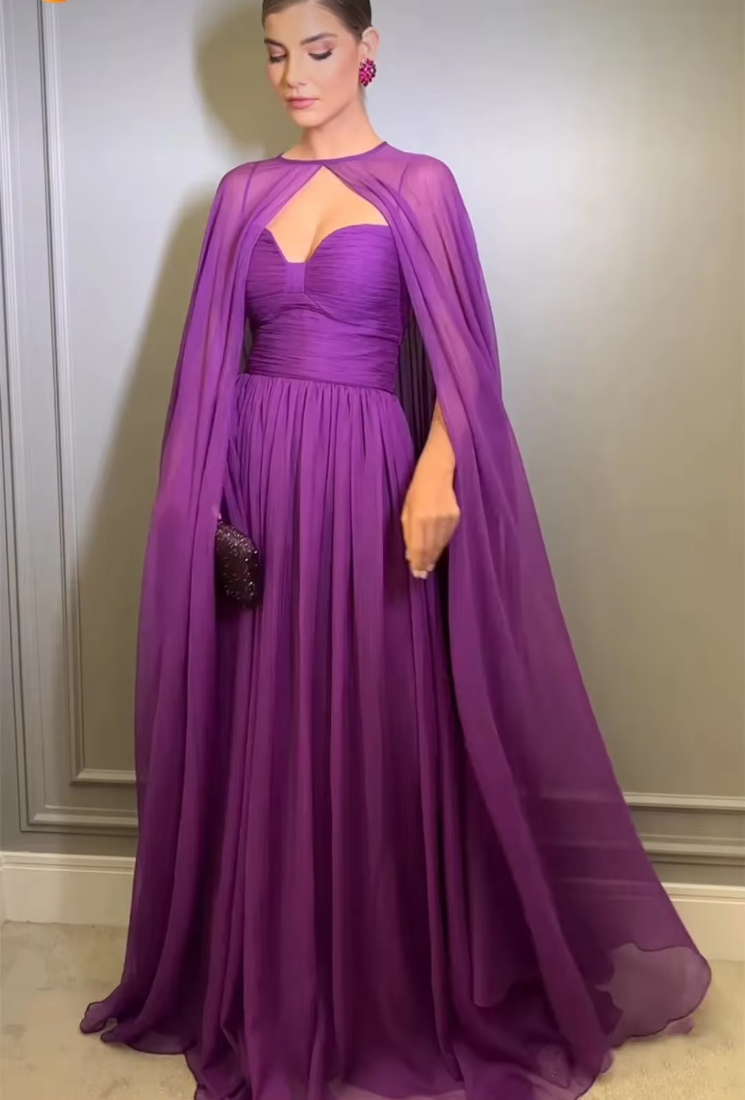 Elegant Purple Chiffon Long Evening Dress with Cape A-Line Pleated Floor Length Formal Prom Gown fg7269