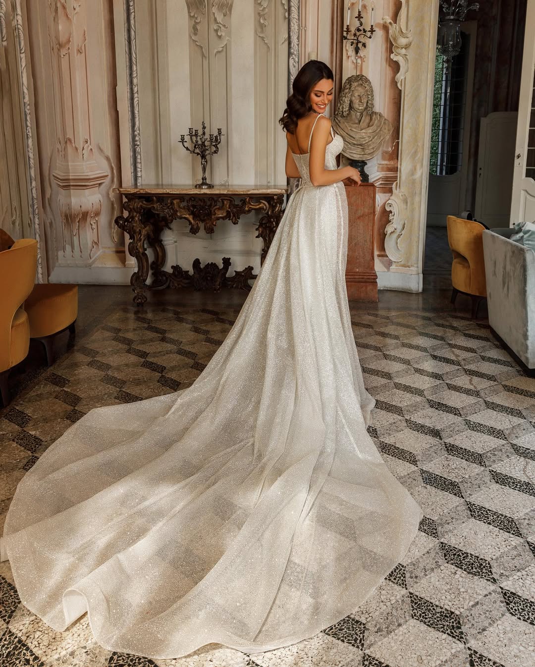 Sleeveless Spaghetti Strapless Sweetheart Beads Prom Dress With split