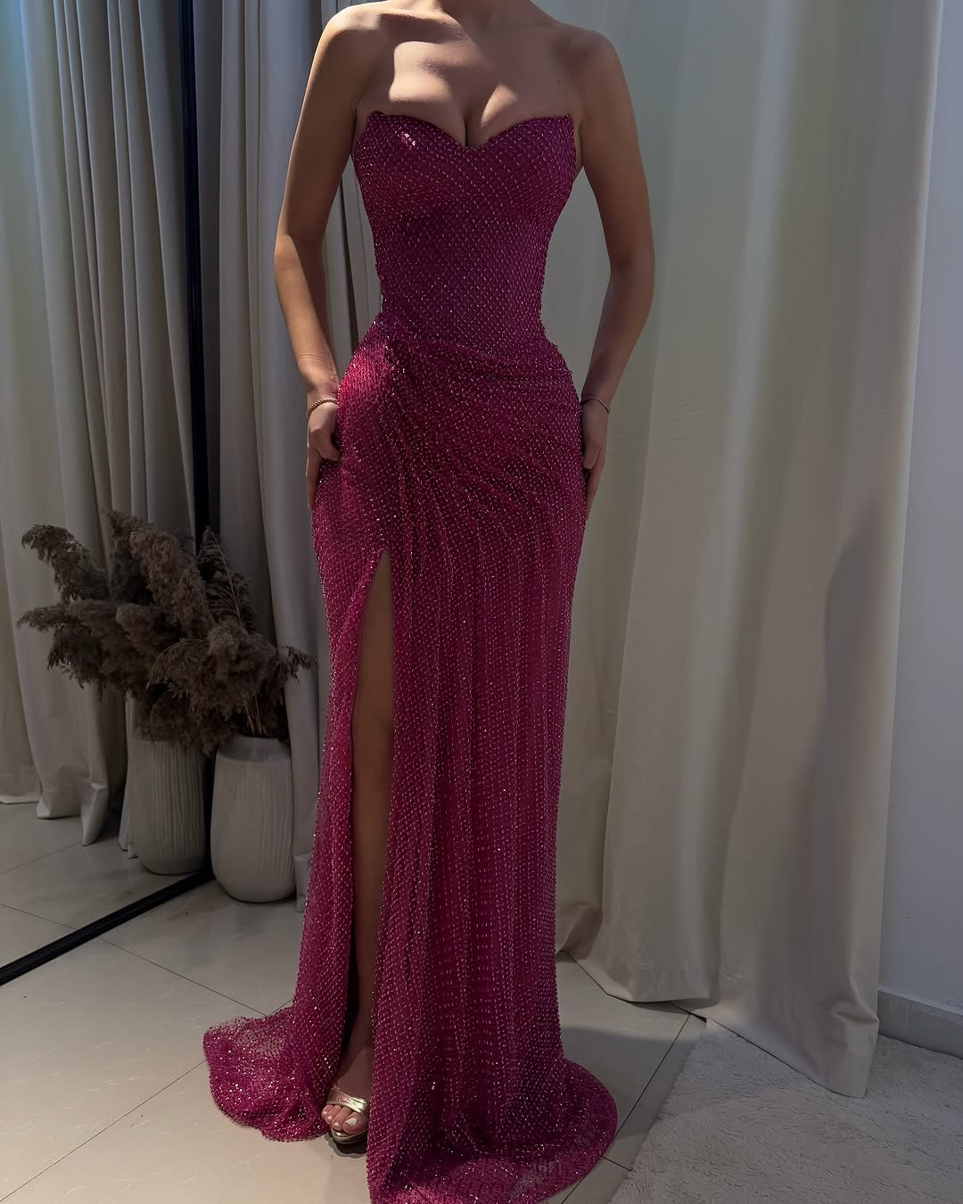 Fuchsia Sleeveless Strapless V-Neck Beads Mermaid Prom Dress