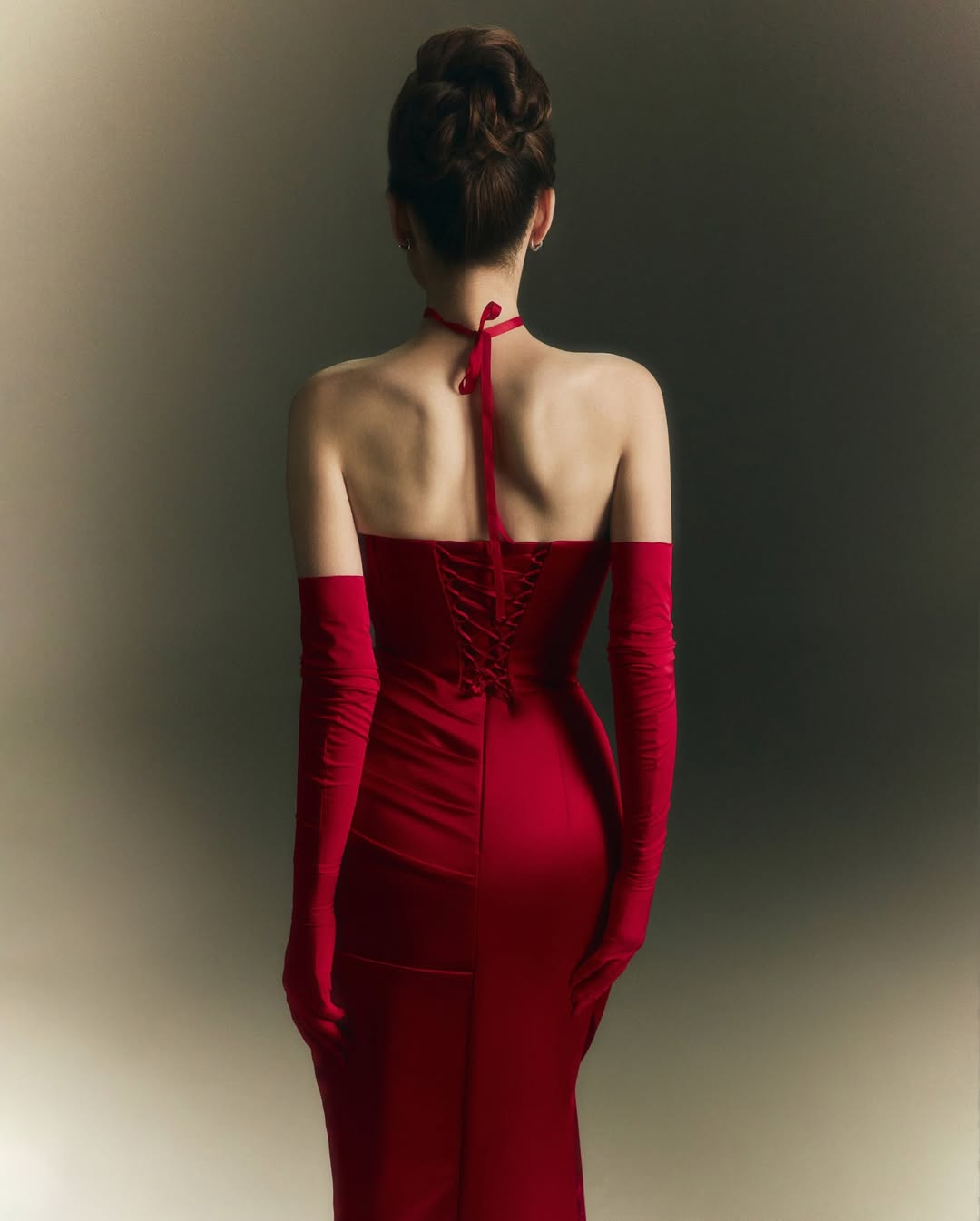 Red Sleeveless Square Strapless Mermaid Prom Dress With Gloves