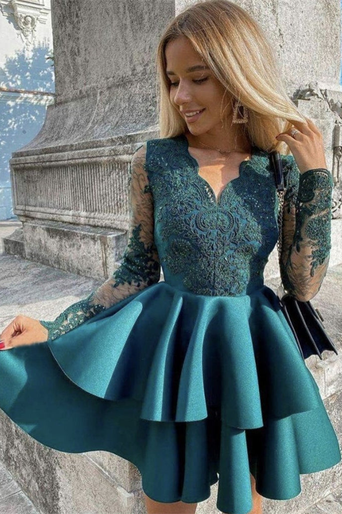 Short Prom Long Sleeves Dress With Appliques
