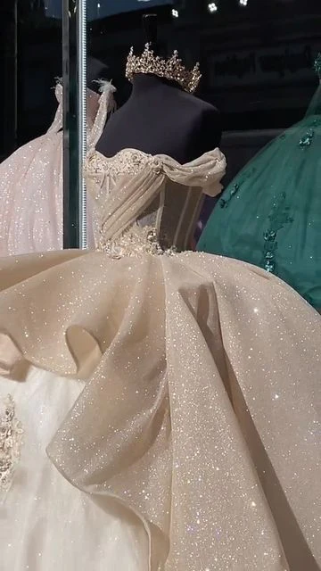 Shiny Quinceanera Dresses Applique Corset Ball Gown Prom Sweet 16 Dress SH1076