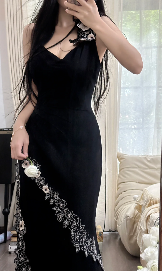 Fashion Spaghetti Straps Black Satin Mermaid Long Party Dress Prom Gown With Appliques D2307