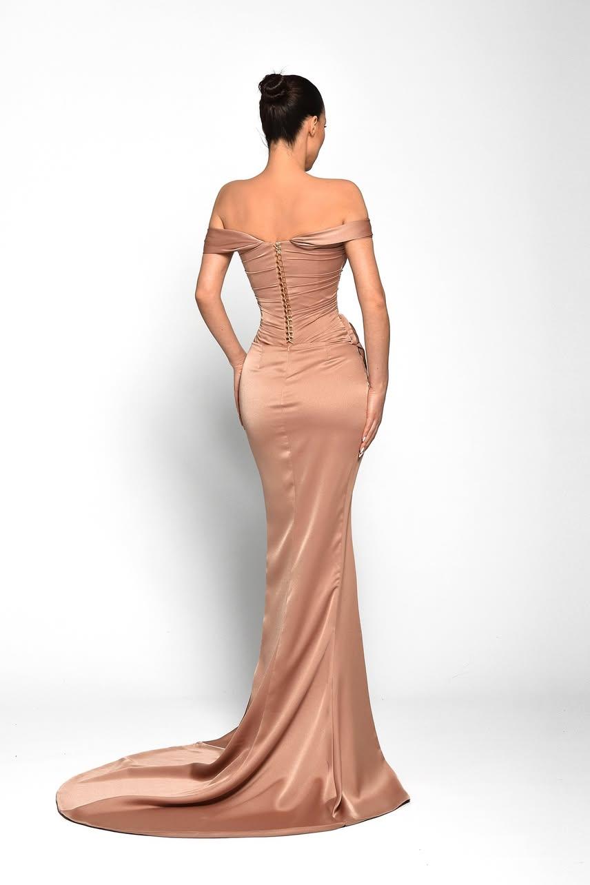 Luxury Vintage Mauve Satin Strapless Off the Shoulder Pleated Prom Dress with Split