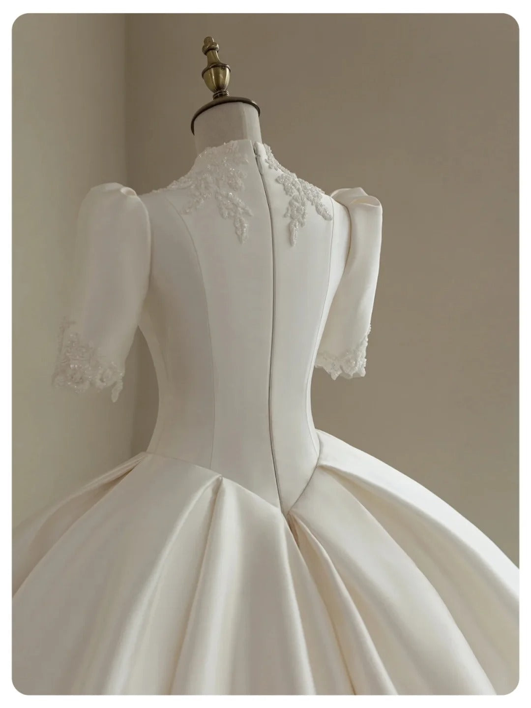 A Line White Deep V Neck Short Sleeves Satin Long Princess Wedding Dress fg8172