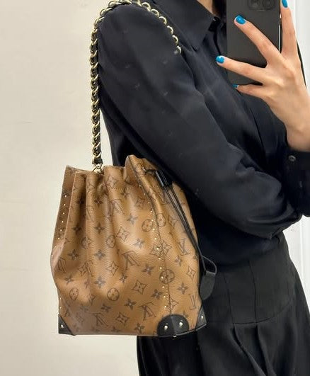 Louis Vuitton 2025 Cruise Noe Trunk bucket bag 22 x 25 x 8 cm