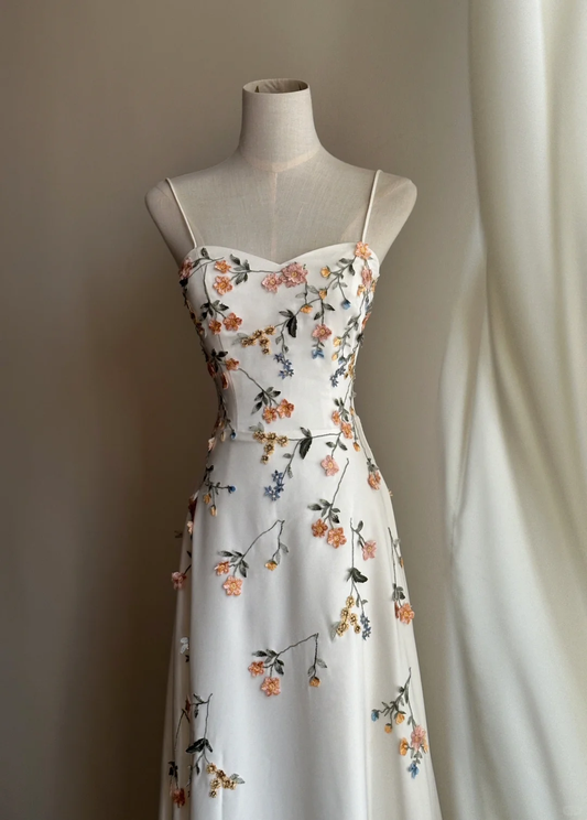 Elegant Floral A Line Spaghetti Strap White Satin Long Prom Dress Formal Dress 16th Birthday Dress SH3961