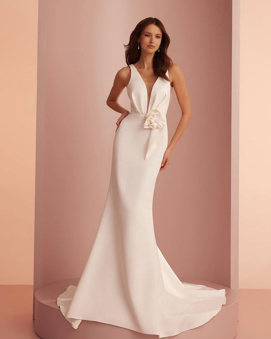 White Sleeveless Deep V-Neck Mermaid Handmade Flower Prom Dress