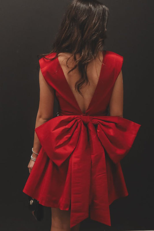 Red Deep V-neck Floral Bow Satin Short Homecoming Dresses SH1637