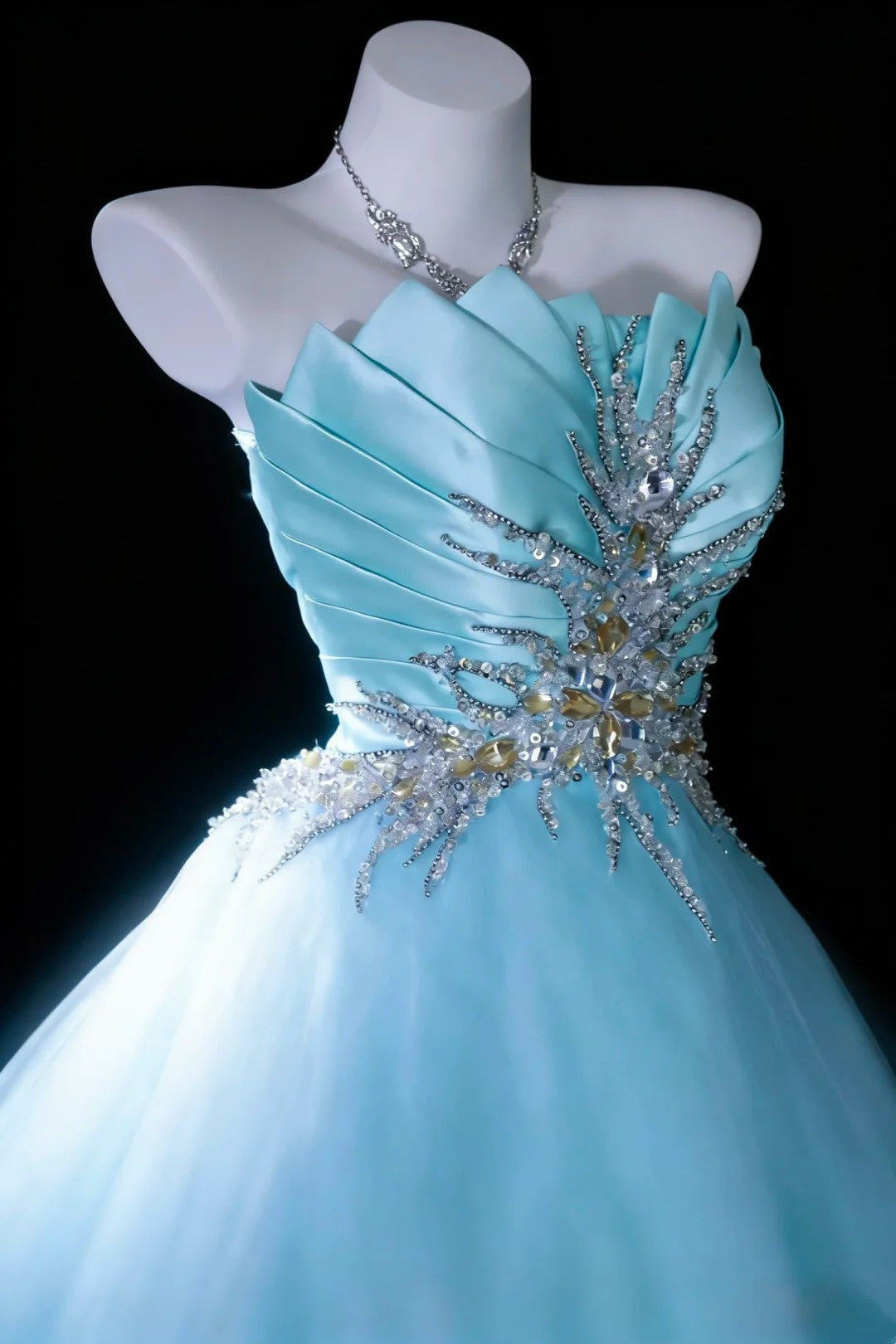 Elegant Ball Gown Light Blue Strapless Pleated Tulle Evening Dress Sweet 16th Dress Birthday Prom Gown D5413