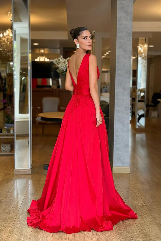 Chic Red Satin Spaghtti Strap Sleeveless V Neck Long Prom Dress with Pleated
