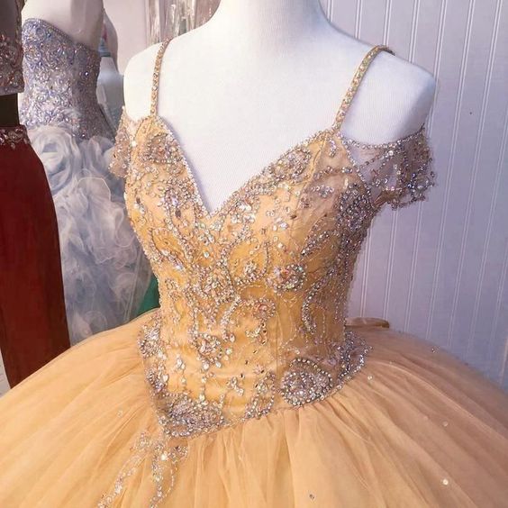 Fluffy Tulle gown, Women Long Tulle Dresses Ball Gown Birthday Party, bridal gown fg2412