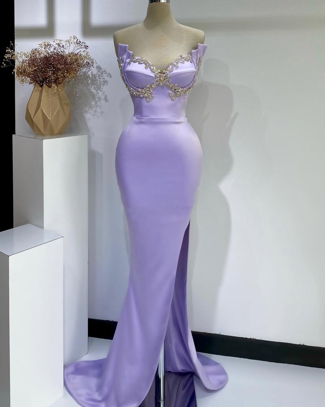 Purple Sleeveless Strapless Mermaid V-Neck Beads Prom Dress