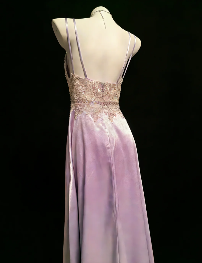 Elegant Spaghetti Straps Lace Appliques Beaded Long Wedding Guest Dress Purple Party Dress Prom Dress SP1587