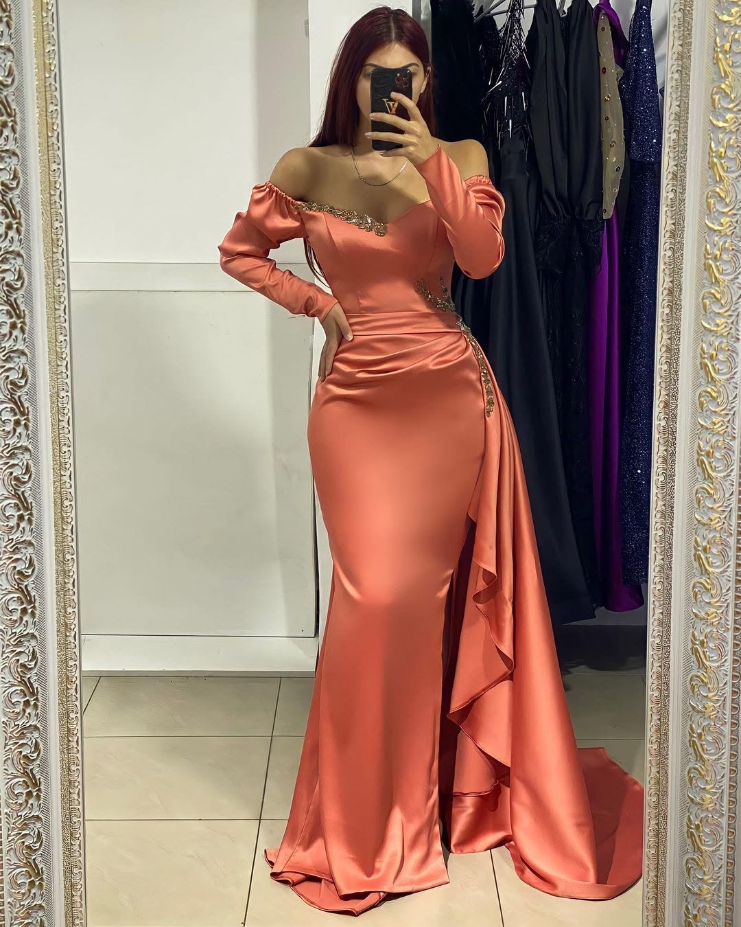 Long Sleeves V-Neck Beads Mermaid Pleated Prom Dress
