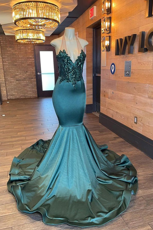 Sleeveless Halter Mermaid Unique Prom Dress Appliques With Beads