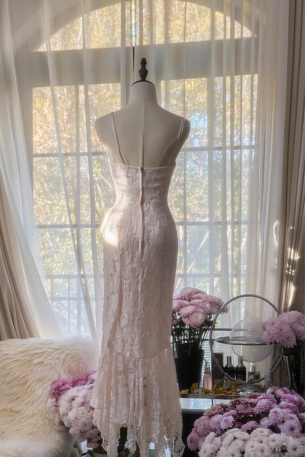Pretty Spaghetti Straps Light Pink Lace Pleated Mermaid Long Wedding Guest Dress Formal Prom Dress Party Gown D2104