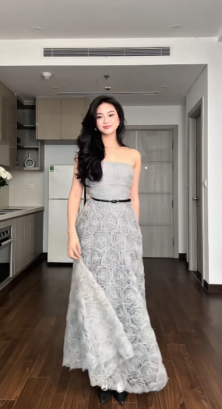 Chic Sheath Long Prom Dresses Tulle Gray Evening Gowns Strapless Birthday Dresses DP04144