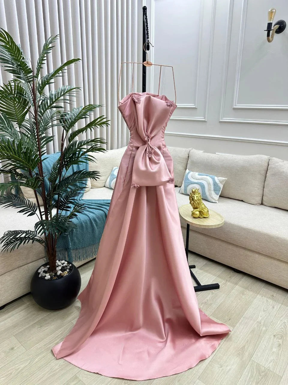 Elegant A-line Pink Long Prom Dresses Appliques Satin Strapless Birthday Dresses Beaded Sleevless Evening Dresses DP04431