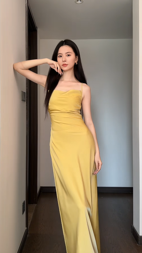 Chic Gold Bridesmaid Dress Satin Sheath Sleeveless Wedding Guest Dress Spaghetti Straps Evening Dress DP04986