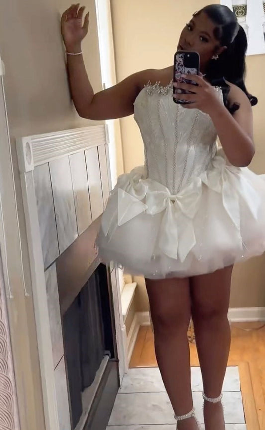 Sexy Ball Gown Strapless White Tulle Short Summer Birthday Dress Hoco Dress Birthday Outfit 18th Birthday Mini Party Dresses DP1047