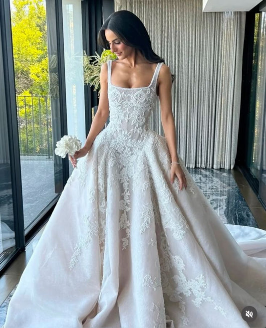 Pretty Wedding Dress Ball Gown Square Neck Lace White Wedding Dresses Bridal Gowns DP1612