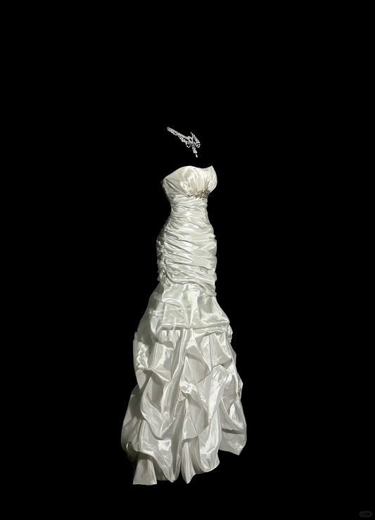 Vintage Bridal Gown Mermaid Sweetheart Ivory Floor Length Wedding Dresses Minimalist Bridal Gowns DP1840