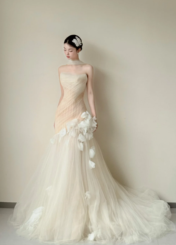 Modest Mermaid Tulle Wedding Dress, Spaghetti Straps Bridal Gowns DP3114