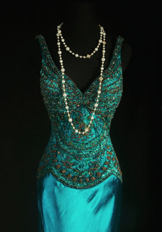 Vintage V-neck Sheath Blue Long Prom Dresses Satin Beaded Blue Evening Dresses DP3770