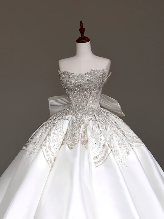 Unique Bridal Gown Ball Gown Sweetheart White Satin Wedding Dresses Bridal Gowns DP675