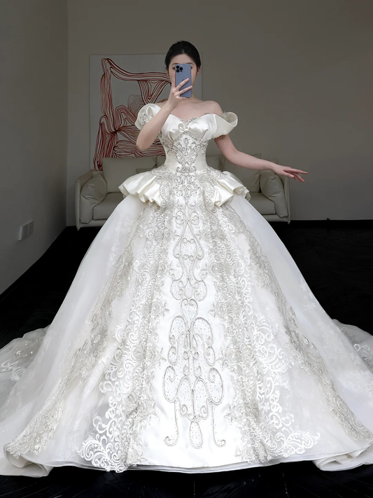 Princess Bridal Gown Ball Gown Off The Shoulder White Sequin Beads Wedding Dresses Winter Bridal Gowns DP861