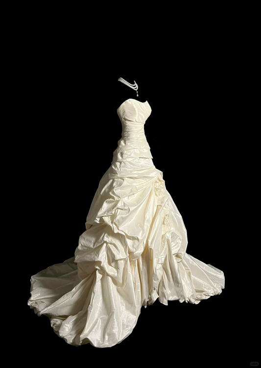 Vintage Bridal Gown Ball Gown Sweetheart Ivory Long Wedding Dresses Minimalist Bridal Gowns DP922