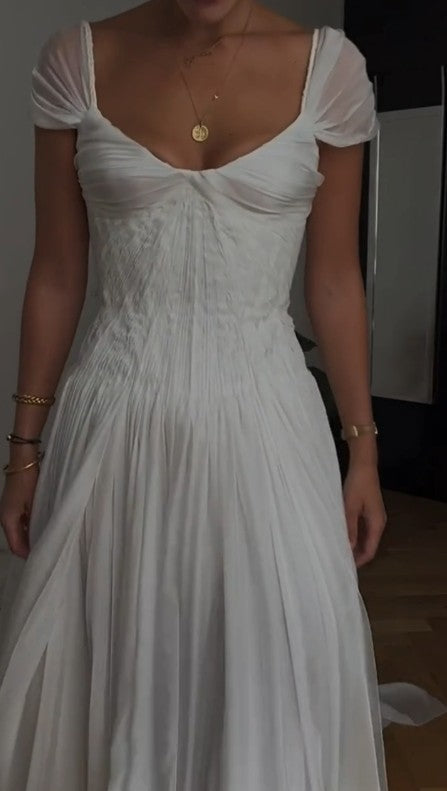 Elegant White A-Line Bride Gowns Enchanted Chiffon Luxury Wedding Dress ED01511