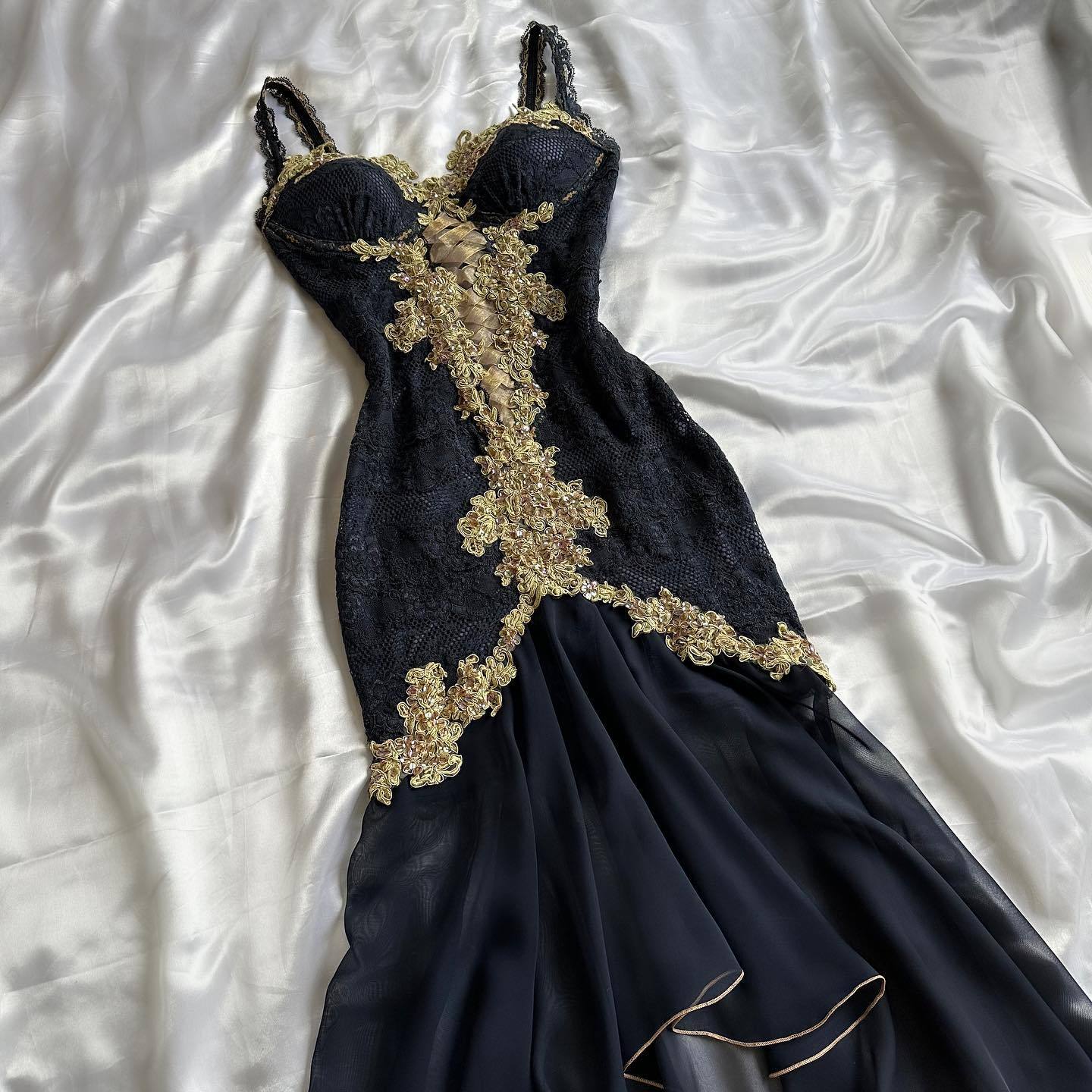 Elegant Sweetheart Neck Lace Chiffon Spaghetti Strap Sequin Prom Dress HZ1024