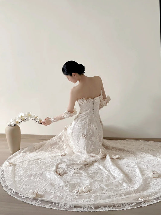 Elegant White Strapless Lace Applique A-Line Wedding Dress ED02385