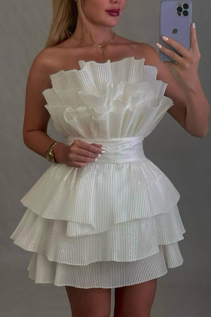 Strapless A-Line Short Stunning Prom Dress Fashion Homecoming Dress with Pleats HZ1024