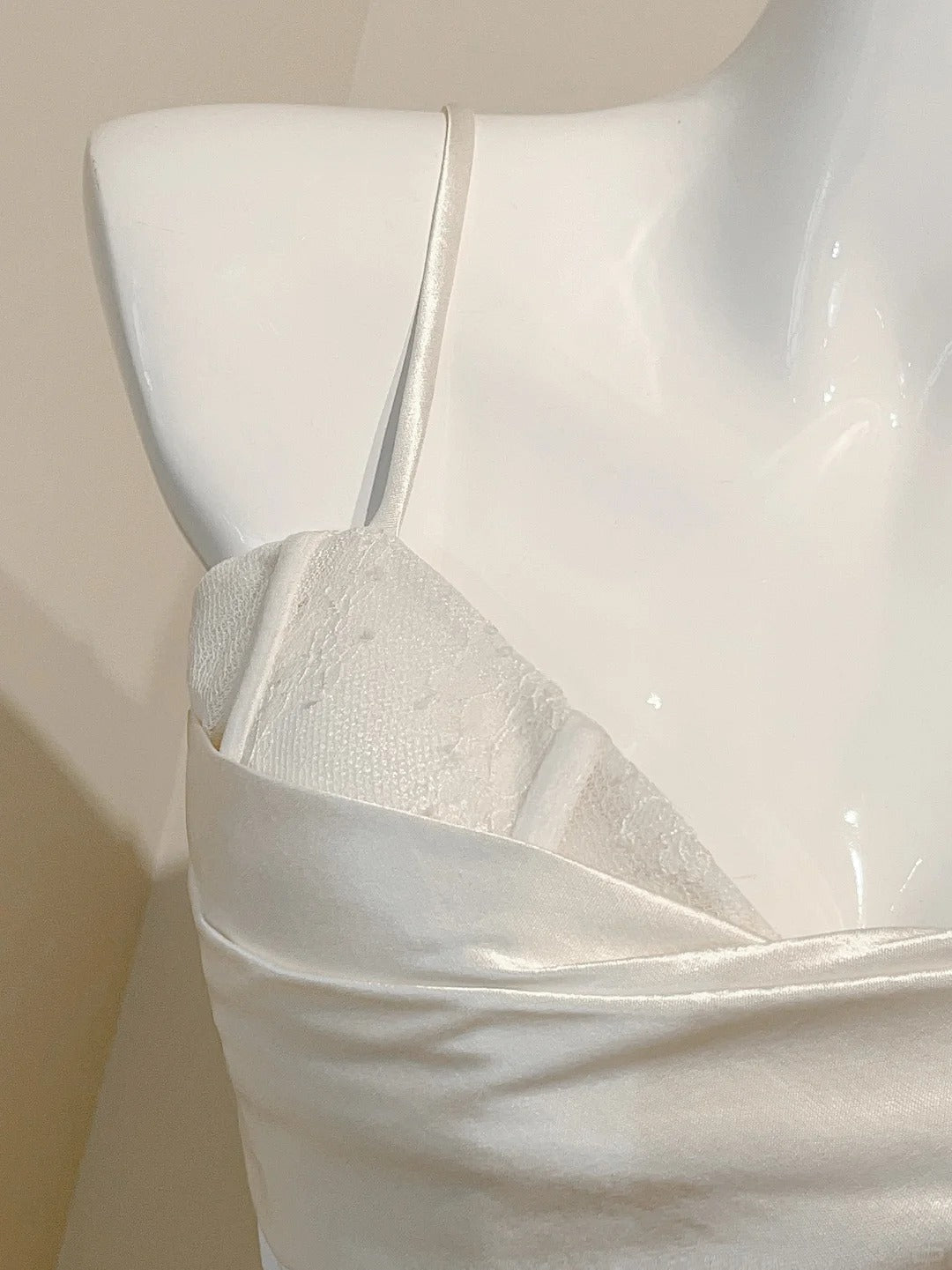 Elegant White Spaghetti Straps Sheath Satin Long Prom Dresses Formal Evening Gowns ED02990
