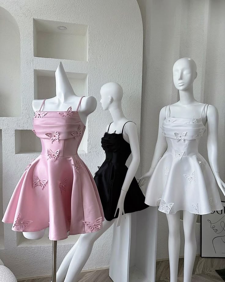 Spaghetti Straps Pink A-Line Satin Short Evening Dress with 3D Butterflies HZ1024