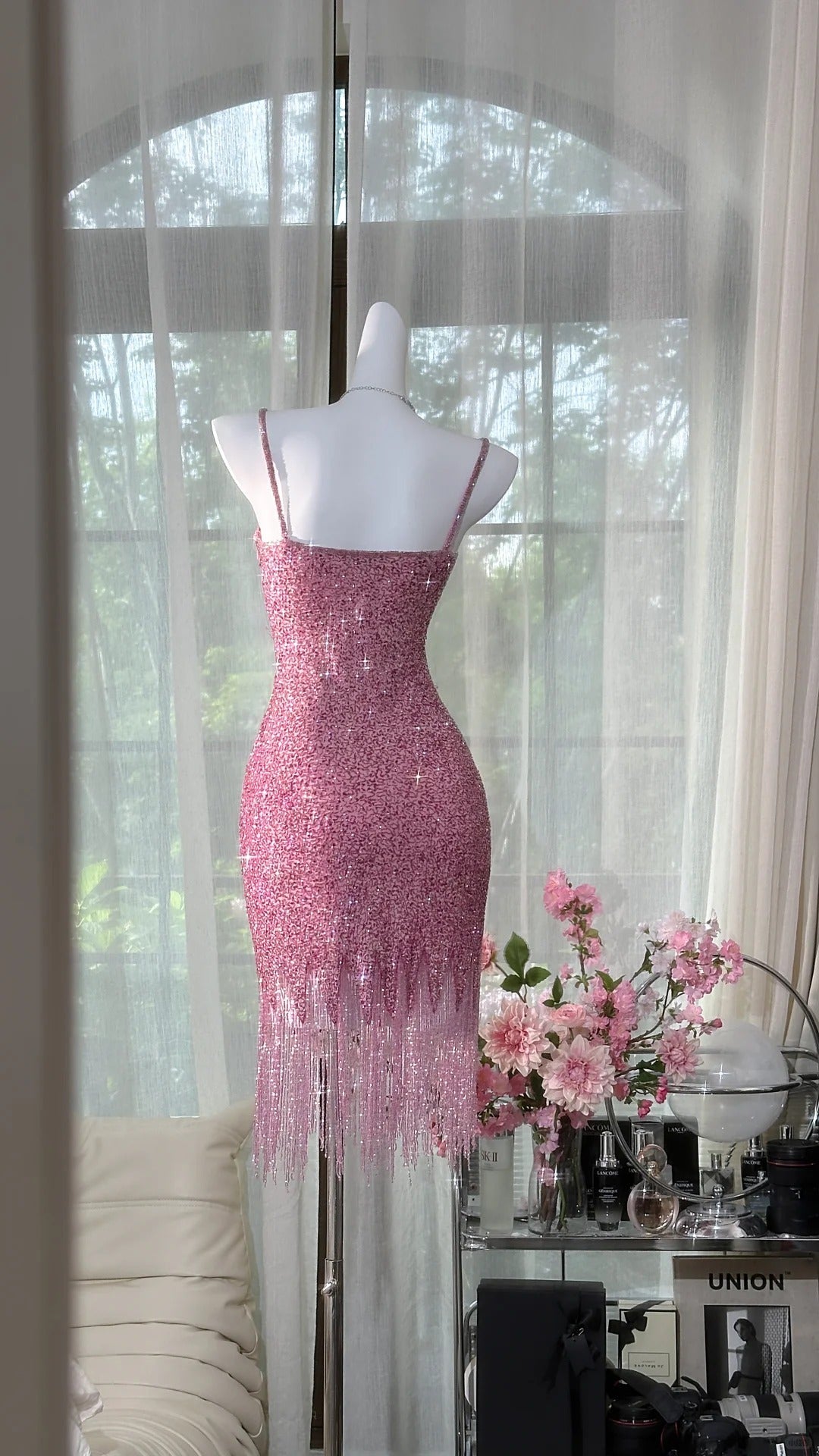 Fairytale Pink Spaghetti Straps Bodycon Beaded Sequin Short Prom Dresses ED03155