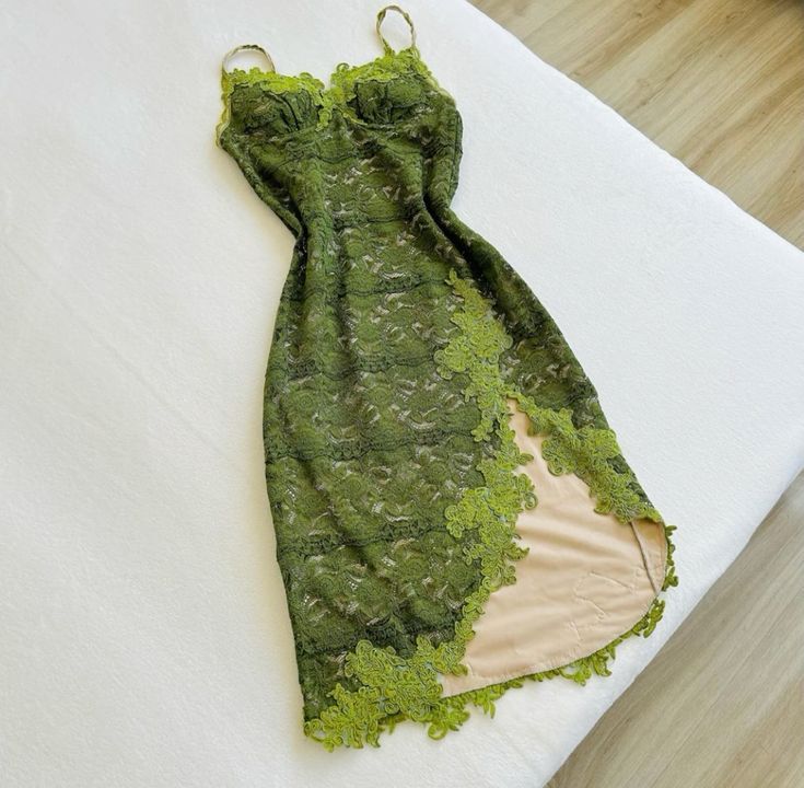 Green Spaghetti Strap Bodycon Lace Applique Short Evening Dress Birthday Party Dress HZ1024
