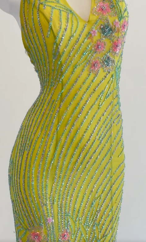 Vintage Yellow Memaid Formal Dress Elegant Beaded Halter Evening Gowns Backless Graduation Dress ED03692
