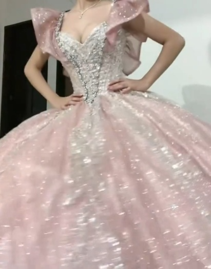 Elegant V-neck Ball Gown Quinceanera Dress Sparkly Tulle Long Prom Dresses Pink Sweet 16 Dress ED03912
