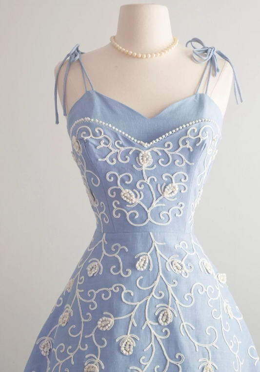Vintage Spaghetti Strap A-Line Satin Beaded Appliqué Short Prom Dresses, Blue Homecoming Dress Birthday Dresses ED04036
