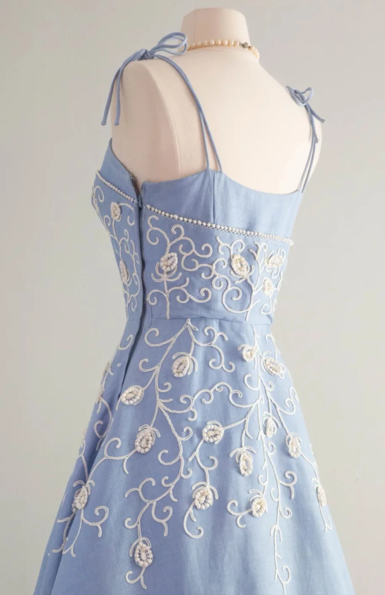 Vintage Spaghetti Strap A-Line Satin Beaded Appliqué Short Prom Dresses, Blue Homecoming Dress Birthday Dresses ED04036