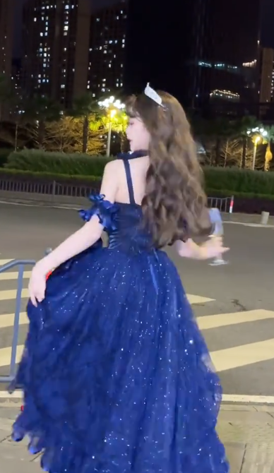 Elegant Spaghetti Strap Ball Gown Satin Long Prom Dress Navy Blue Formal Evening Dress ED04117