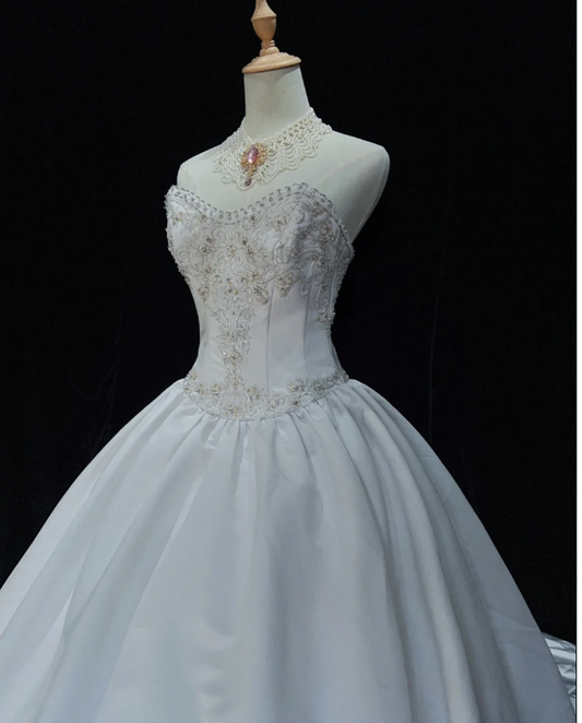 Sweetheart Neck Ball Gown Sleeveless Long Wedding Dresses, Beaded White Bridal Gowns HZ1024