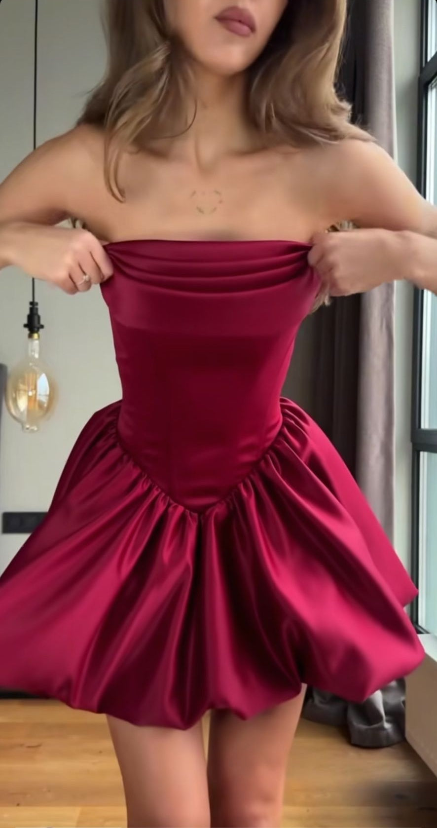 A-Line Short Prom Dresses Satin Burgundy Homecoming Dresses Strapless Birthday Dresses HZ1024