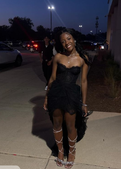 Strapless Sheath Short Prom Dresses Black Homecoming Dressses Lace Sleeveless Birthday Dresses HZ1024