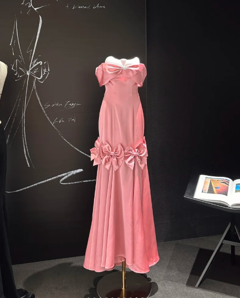 Off-the-shoulder Sheath Long Prom Dresses Satin Pink Evening Dresses Cute Birthday Dresses HZ1024