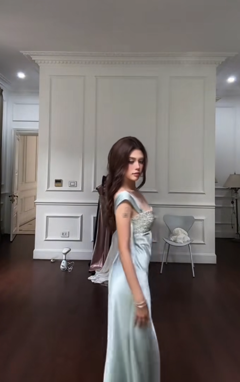 Elegant Straps Sheath Soft Green Long Prom Dresses Satin Soft Green Birthday Dresses ED05184